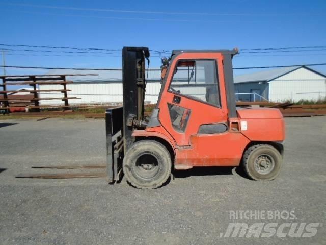 Toyota 7 FDU 45 Maastotrukit