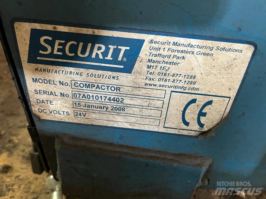  Securit Compactor Taajamakoneet