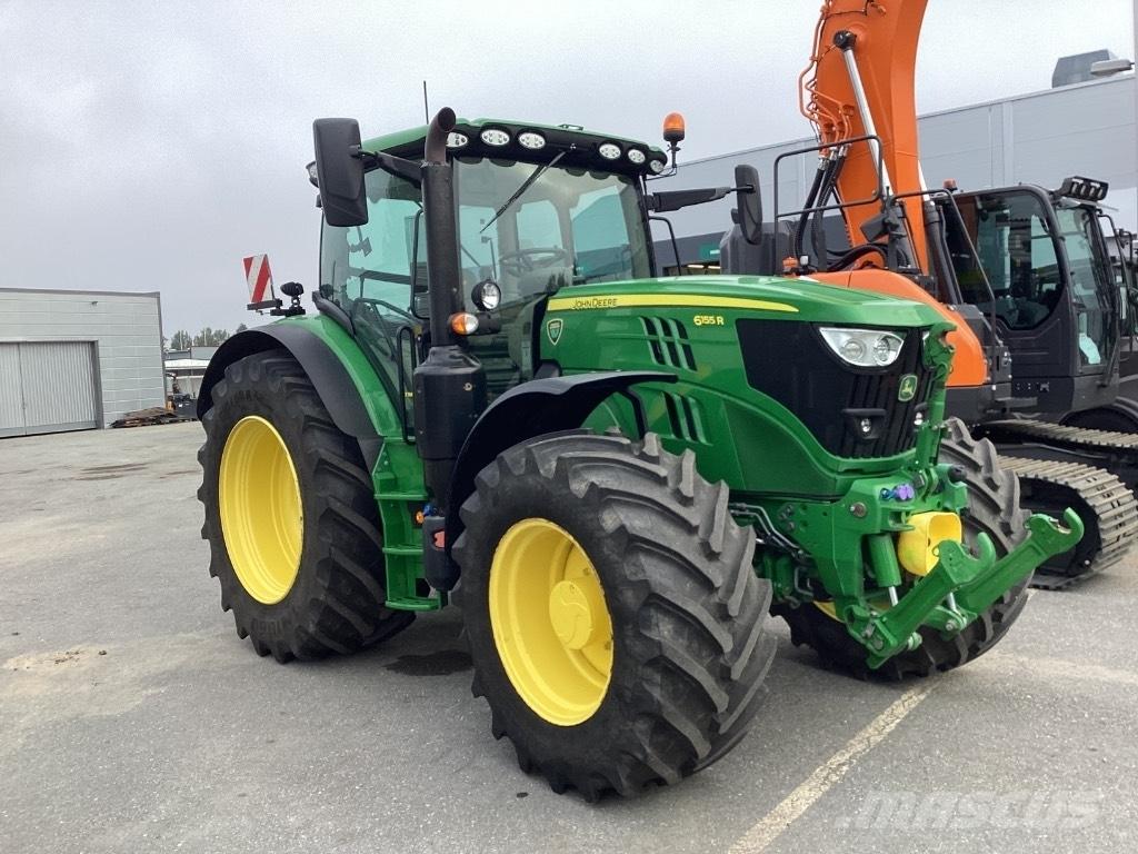John Deere 6155 R Traktorit