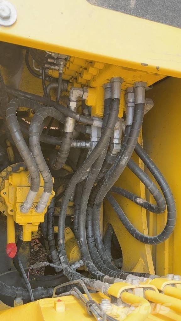 Komatsu PC 130 Midikaivukoneet 7t - 12t