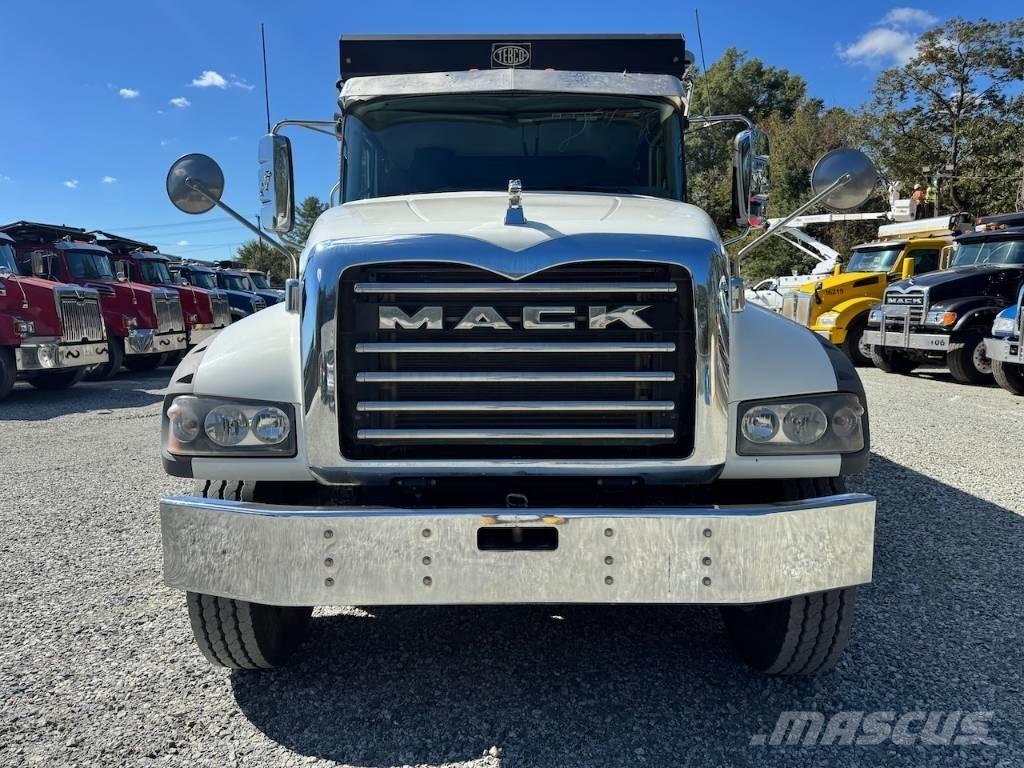 Mack Granite 84FR Sora- ja kippiautot