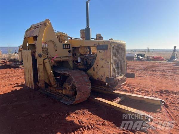 CAT 561 D Putkenlaskijat