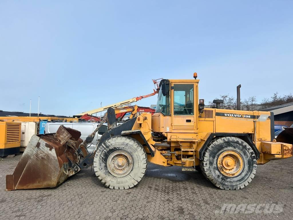 Volvo L 120 C Pyöräkuormaajat