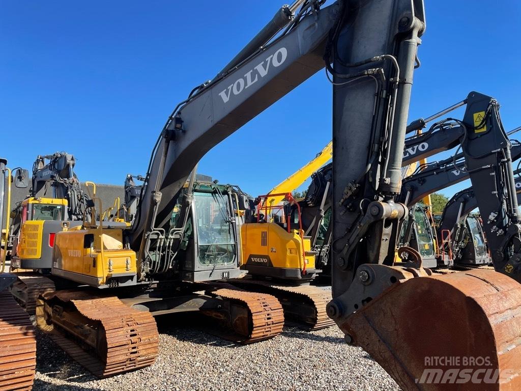 Volvo EC210C Telakaivukoneet