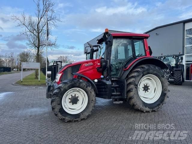 Valtra N123 Hitech5 Traktorit