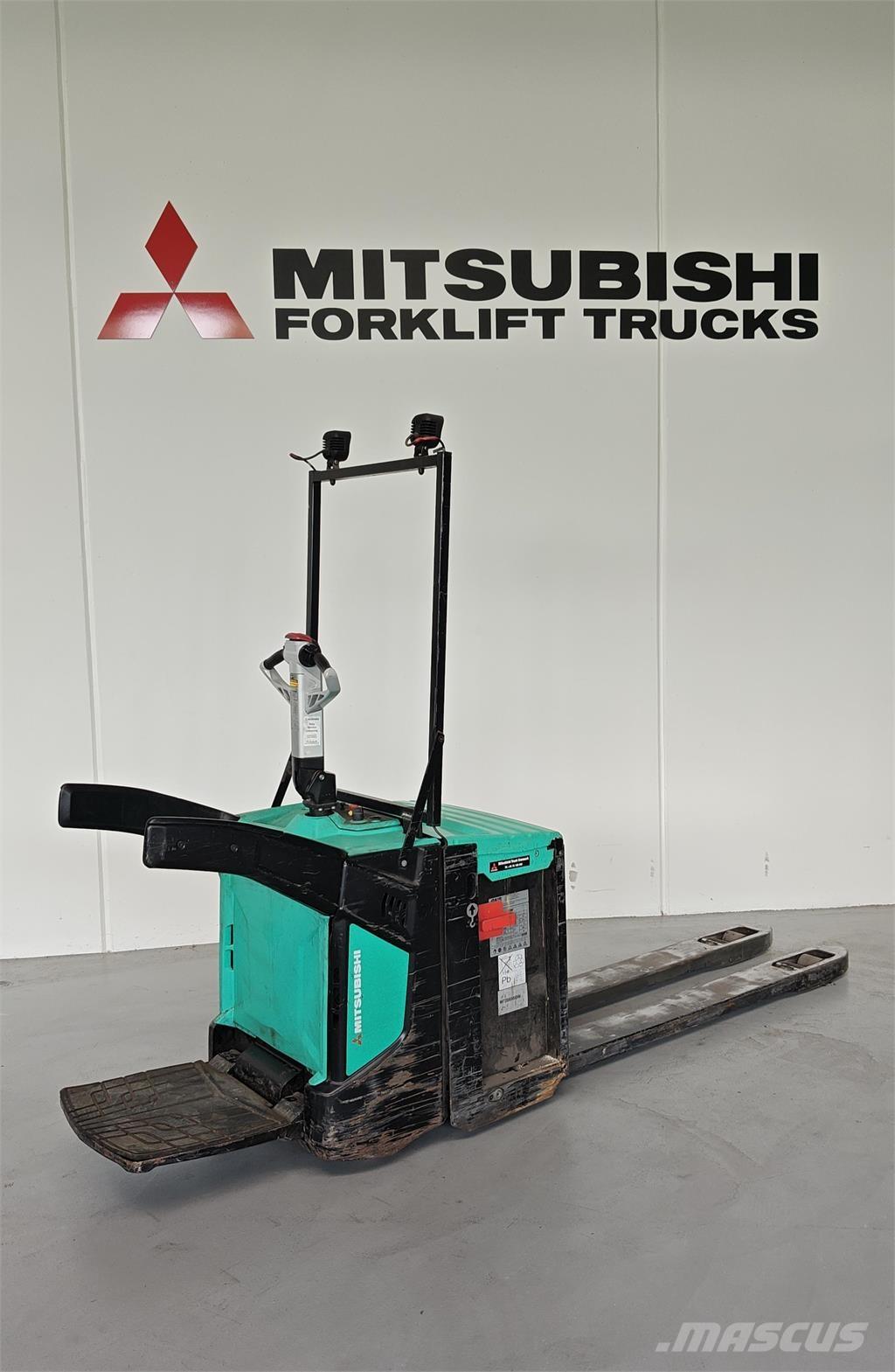 Mitsubishi PBV20N2 Lavatrukit