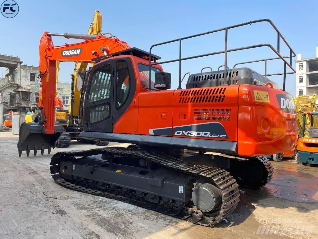 Doosan Dx300 Telakaivukoneet