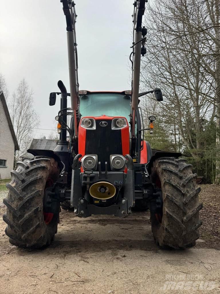 Kubota M135GX Traktorit