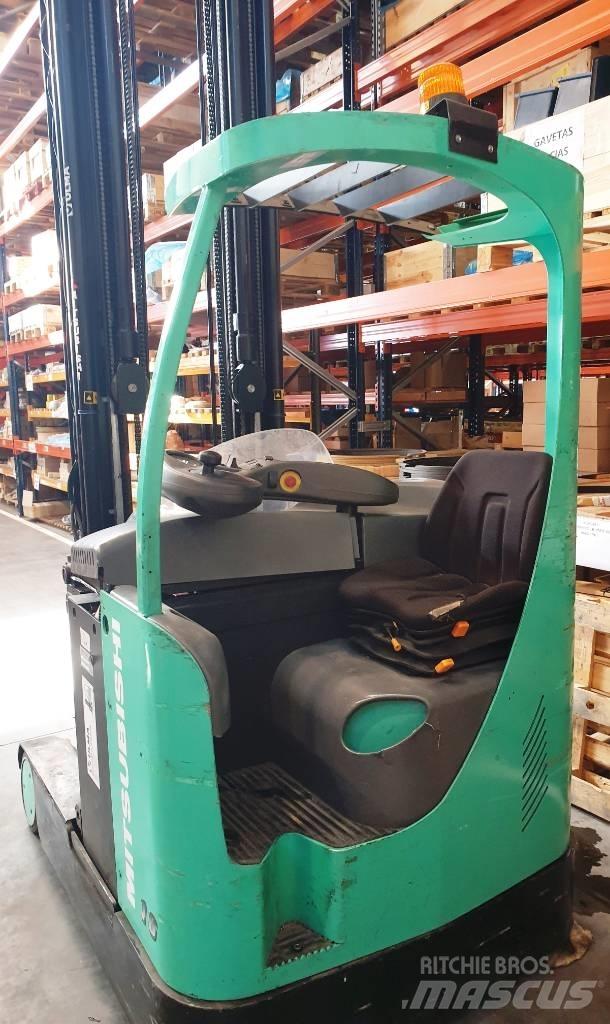 Mitsubishi RB16K Työntömastotrukit
