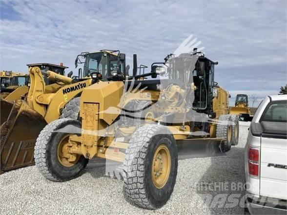 CAT 140 Tiehöylät