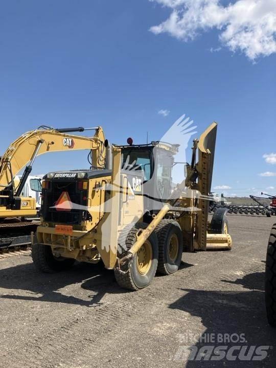 CAT 140M AWD Tiehöylät