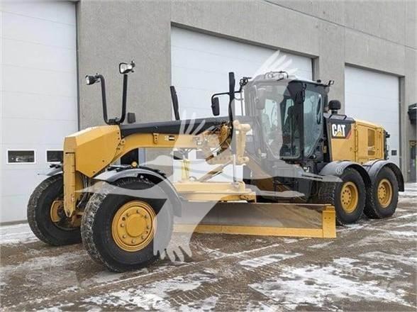 CAT 140M3 AWD Tiehöylät