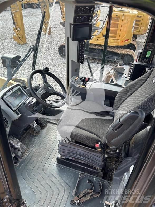 CAT 962M Pyöräkuormaajat