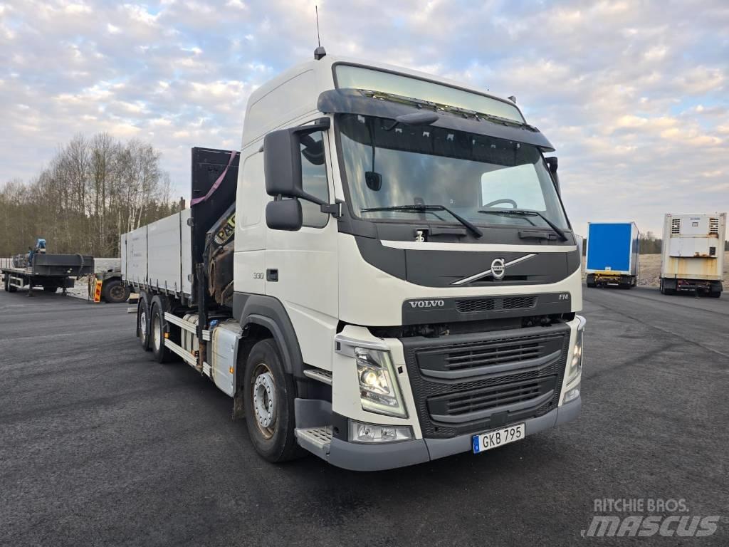 Volvo FM 330 Nosturiautot