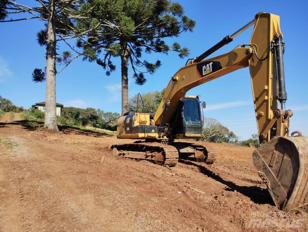 CAT 320D2 Telakaivukoneet