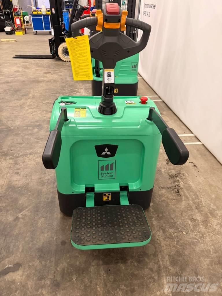 Mitsubishi PBV20QL Lavansiirtotrukit ajotasolla