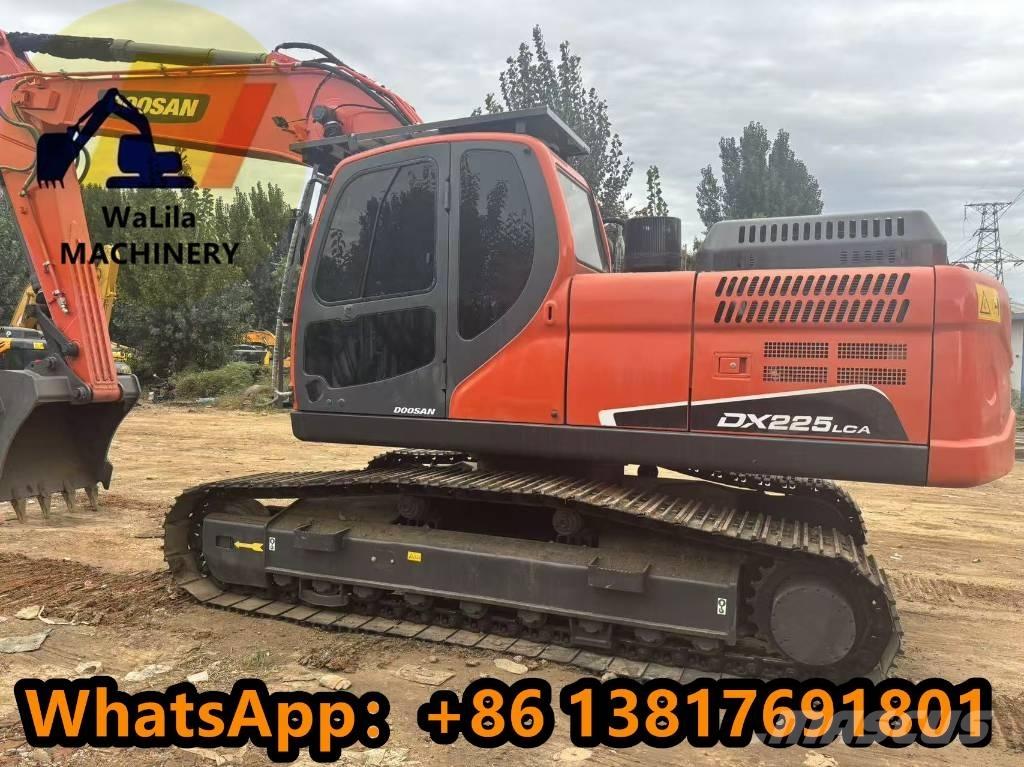 Doosan DX 225 LCA Telakaivukoneet
