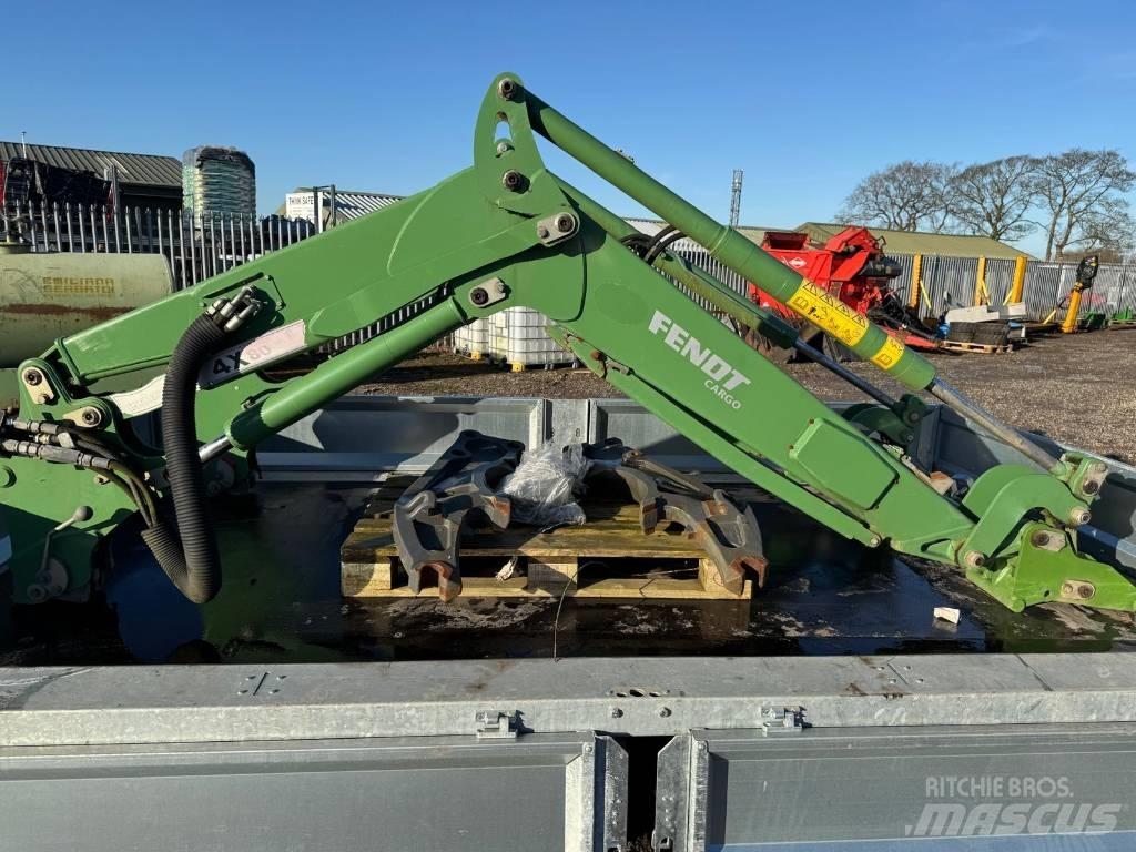 Fendt CARGO 4X80 Etukuormaimet ja kaivuulaitteet