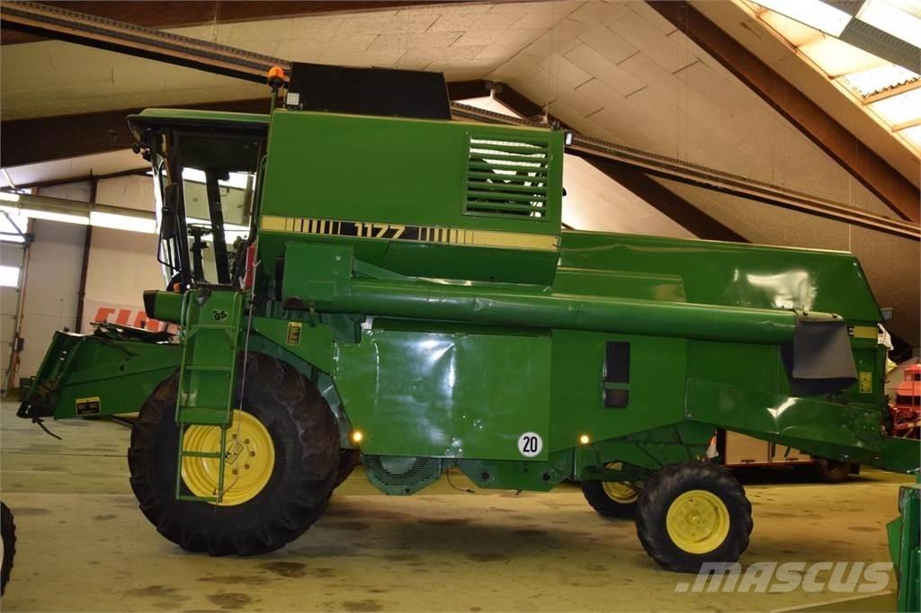 John Deere 1177 Leikkuupuimurit