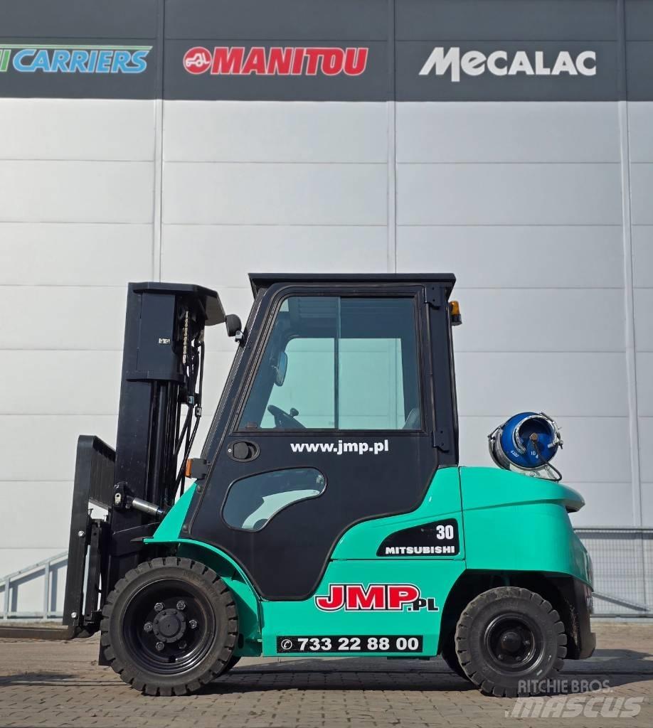 Mitsubishi FG 30 N Nestekaasutrukit