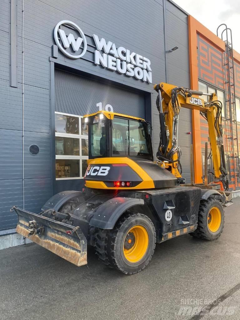 JCB 110 W Pyöräkaivukoneet