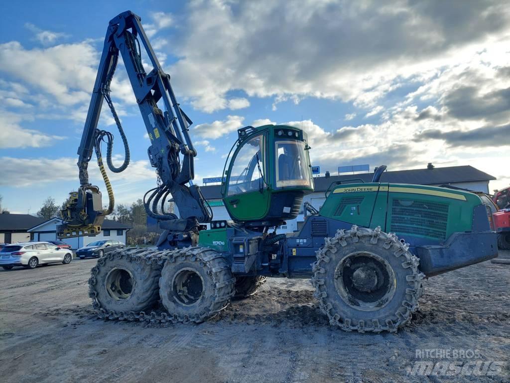 John Deere 1170G Harvesterit