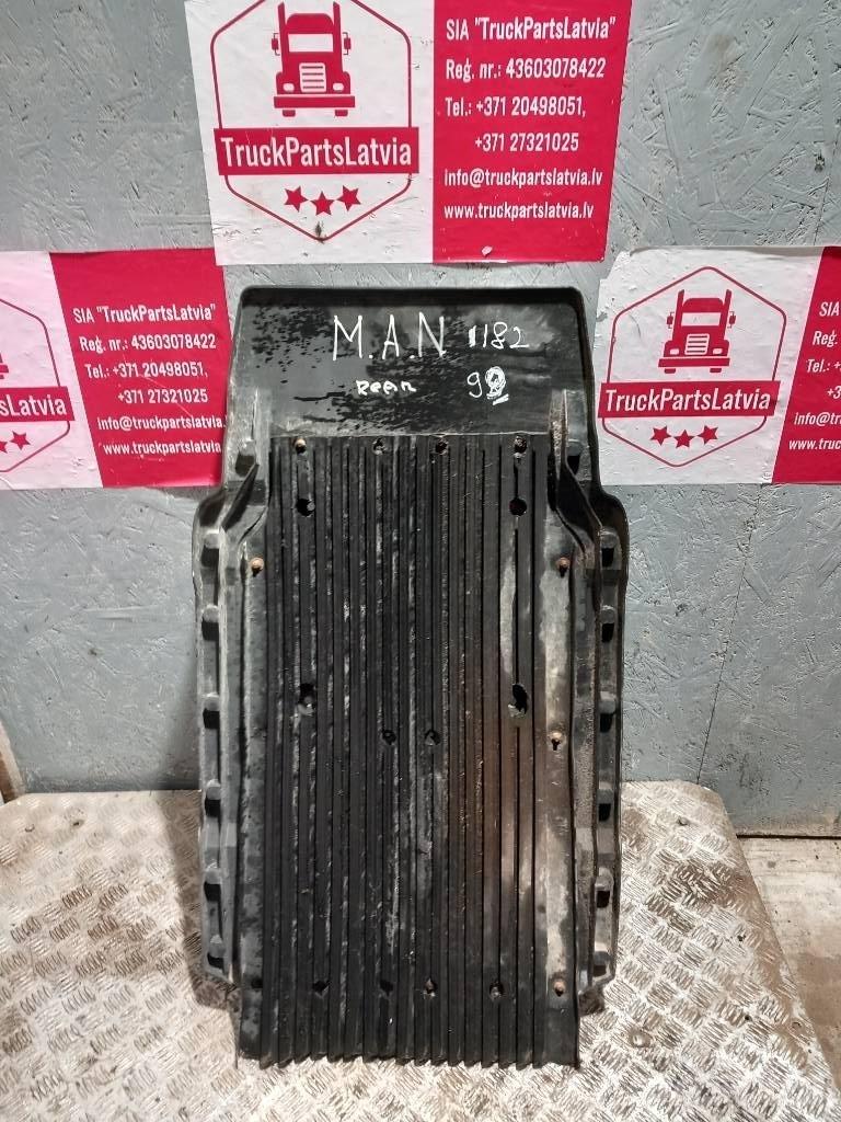 MAN TGX  81612100462 Ohjaamot ja sisustat