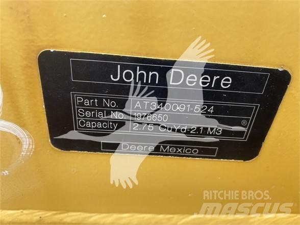 John Deere  Kauhat