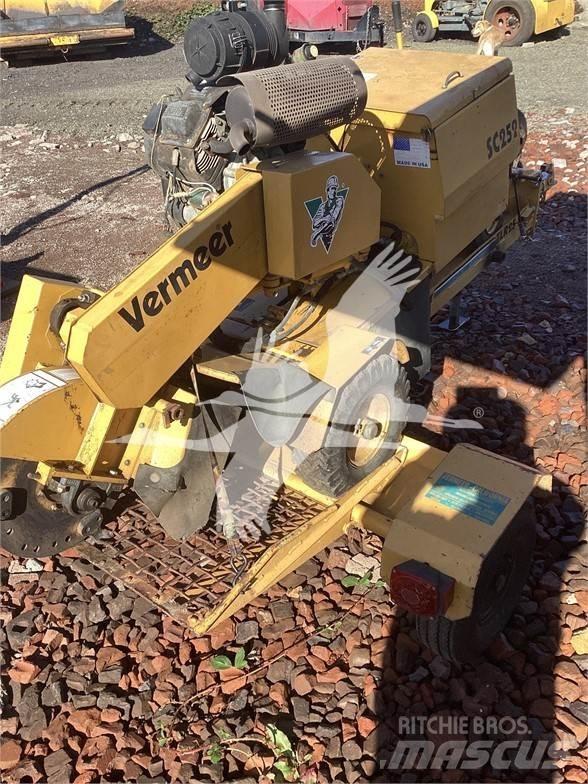 Vermeer SC252 Kantojyrsimet