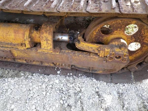 Komatsu D20S-3 Telaketjupuskutraktorit