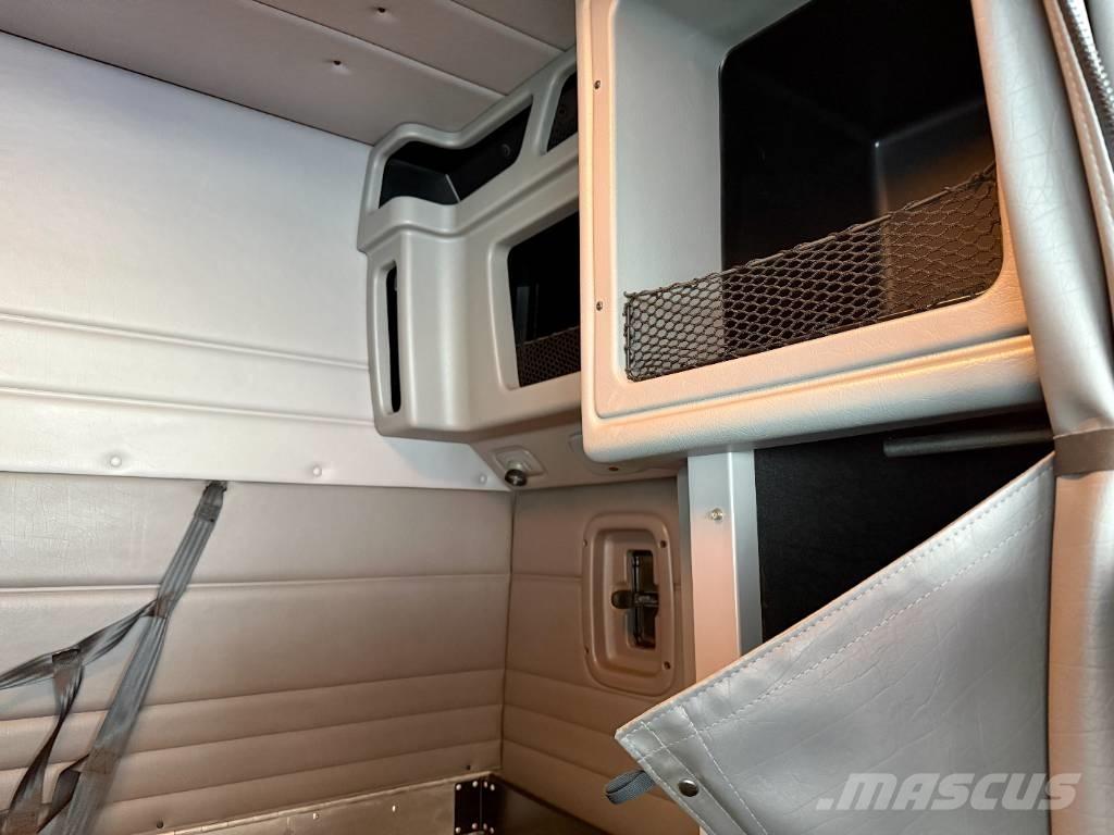 Peterbilt 389 Vetopöytäautot