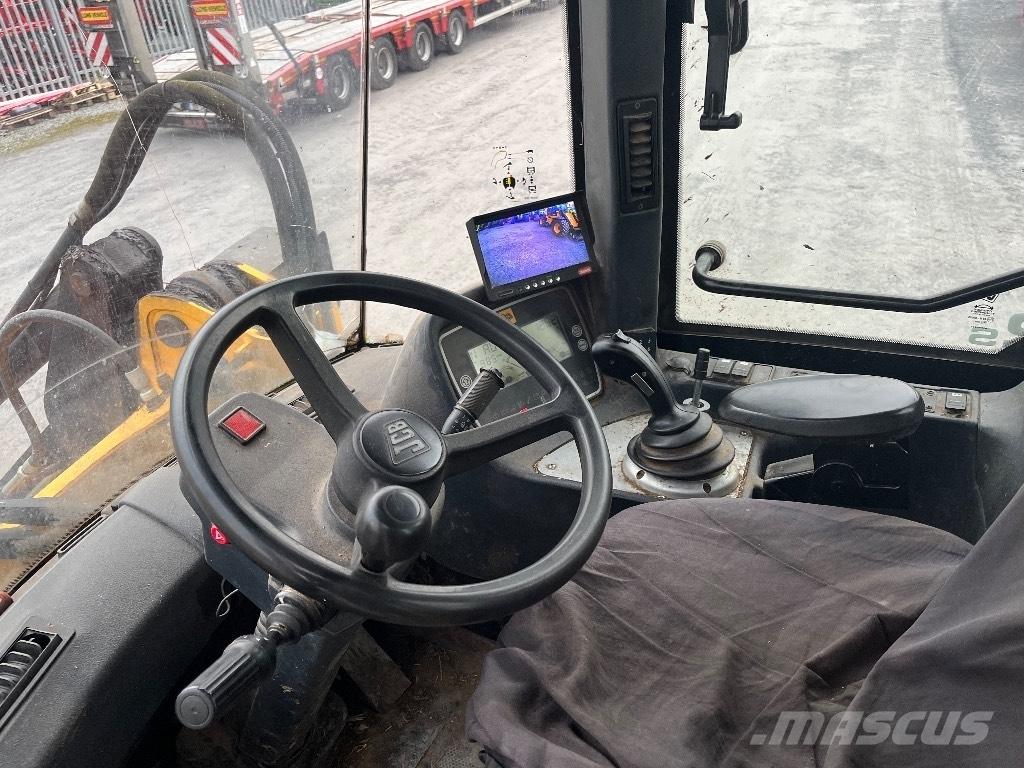 JCB 412 S Agri Pyöräkuormaajat