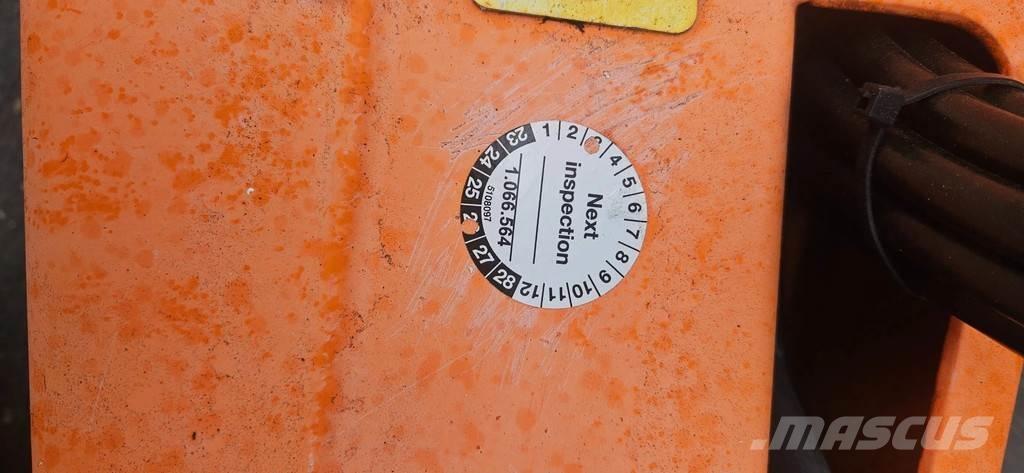 Niftylift 120tac Teleskooppipuominostimet