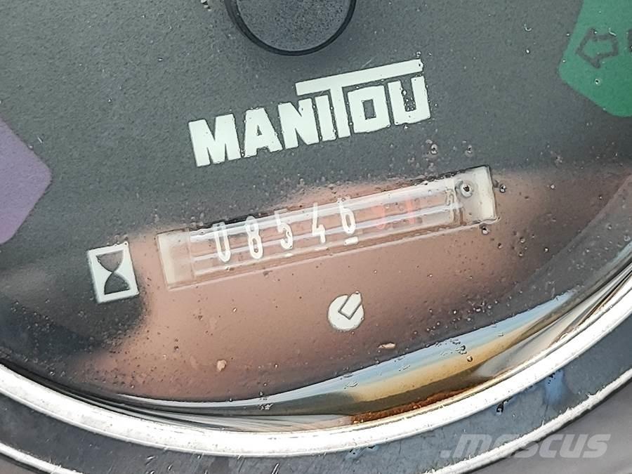Manitou M26-4 Maastotrukit