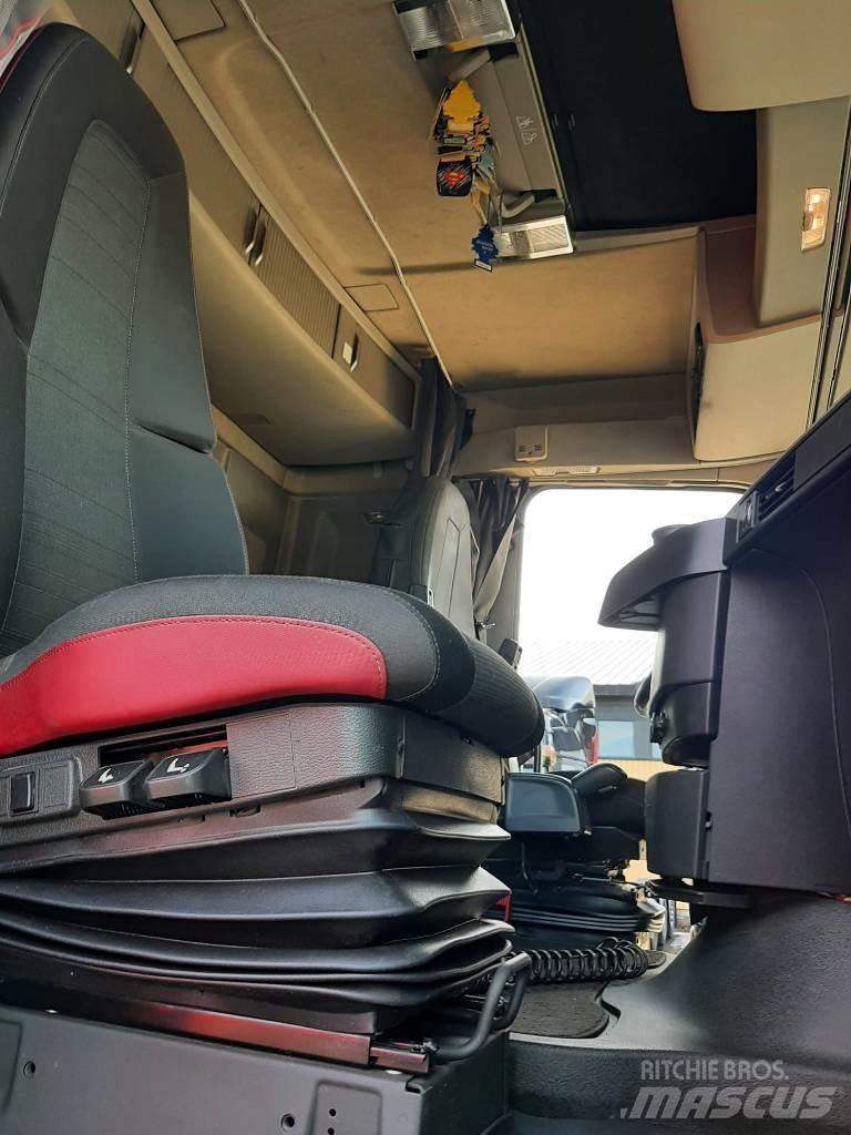 Volvo FH 13 Kontti-/tasonostoautot