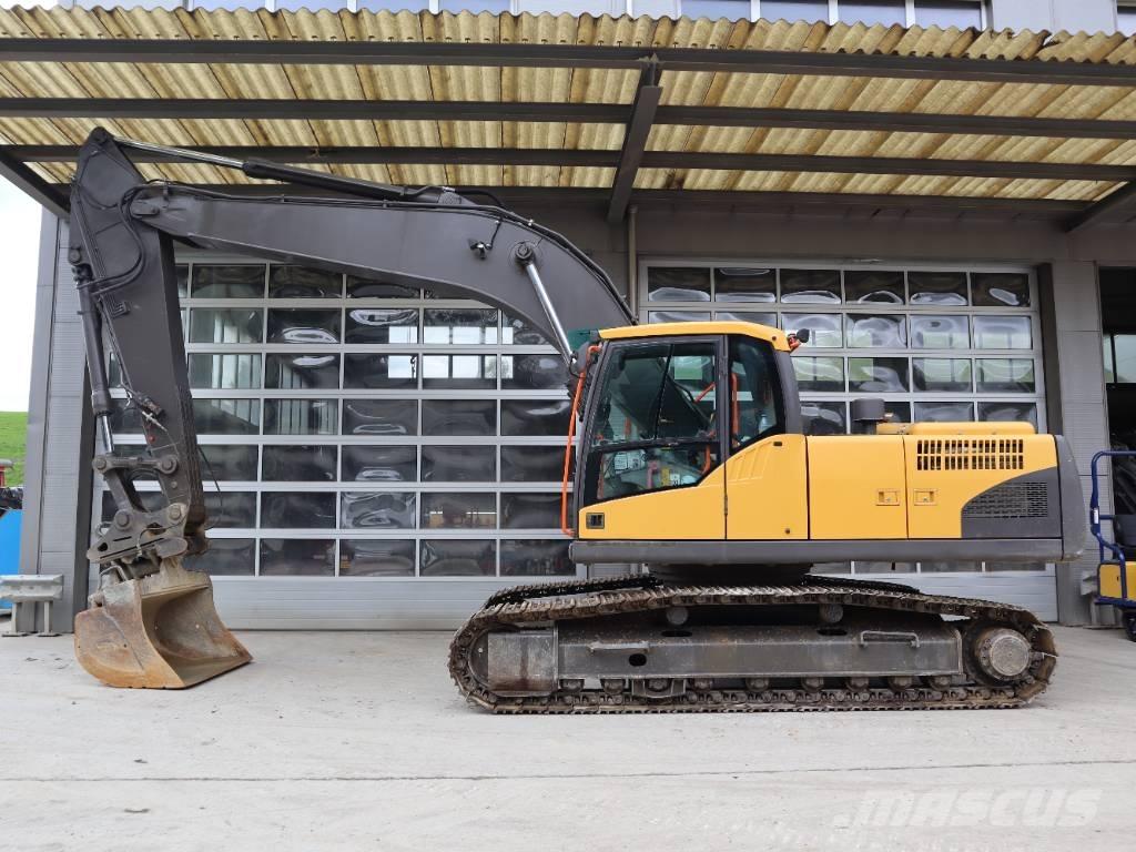 Volvo EC 240 C N L Telakaivukoneet