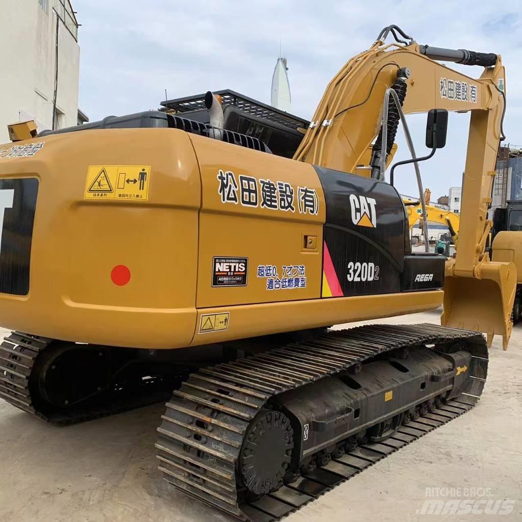 CAT 320 Telakaivukoneet