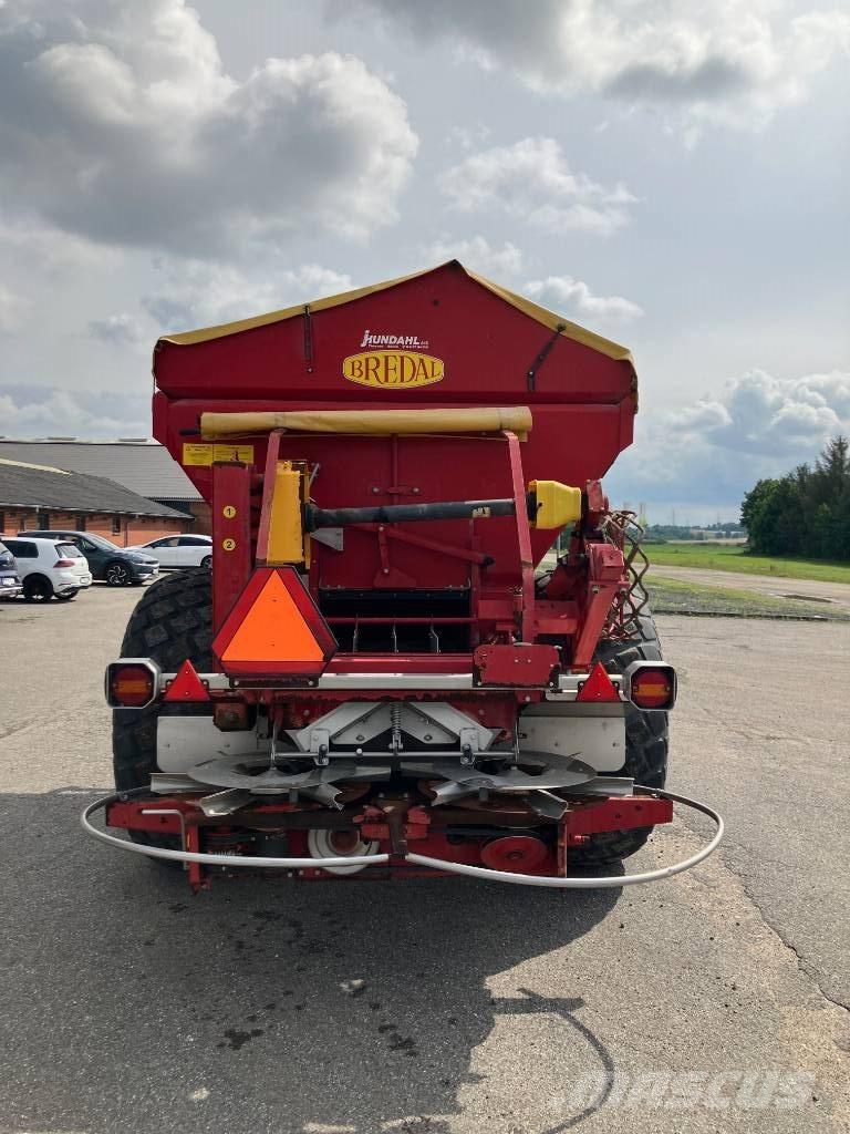 Bredal K 65 Lannoitteenlevittimet