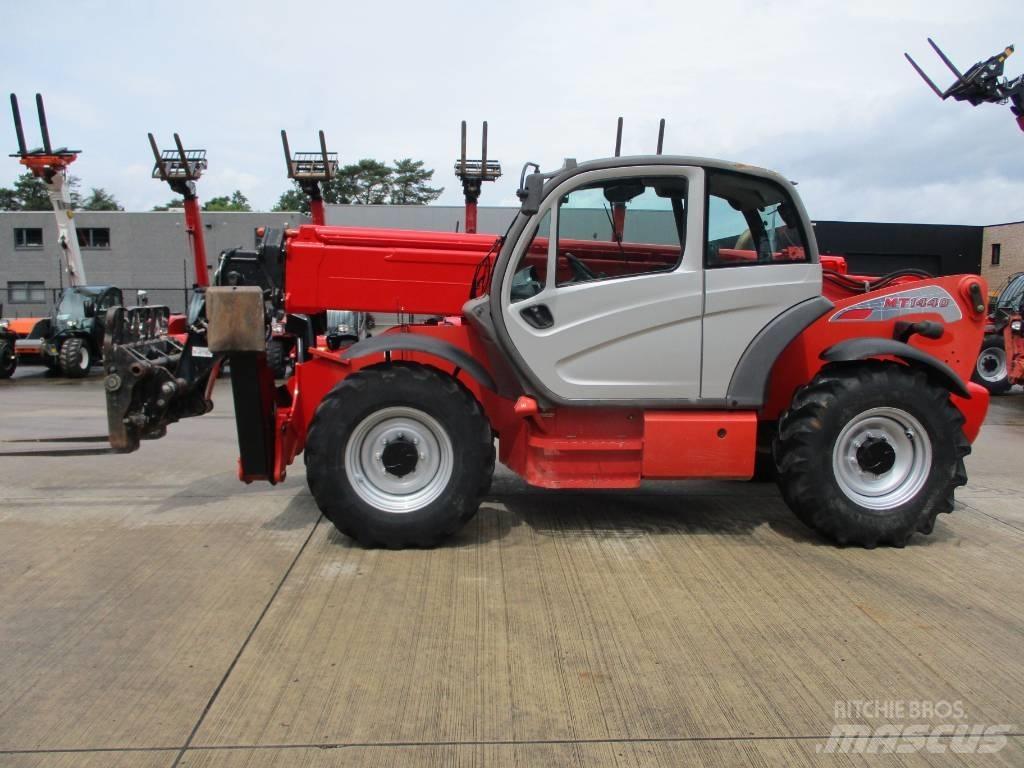 Manitou MT 1440 (066) Kurottajat