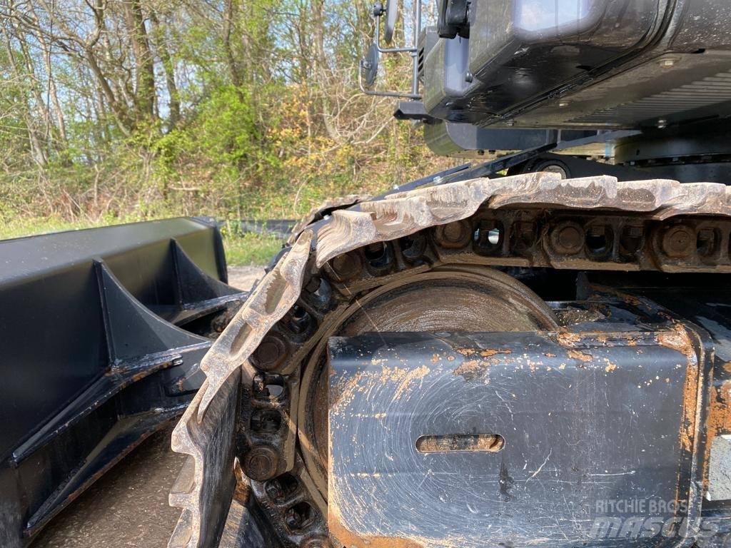 Hitachi ZX135USBL-7 Telakaivukoneet