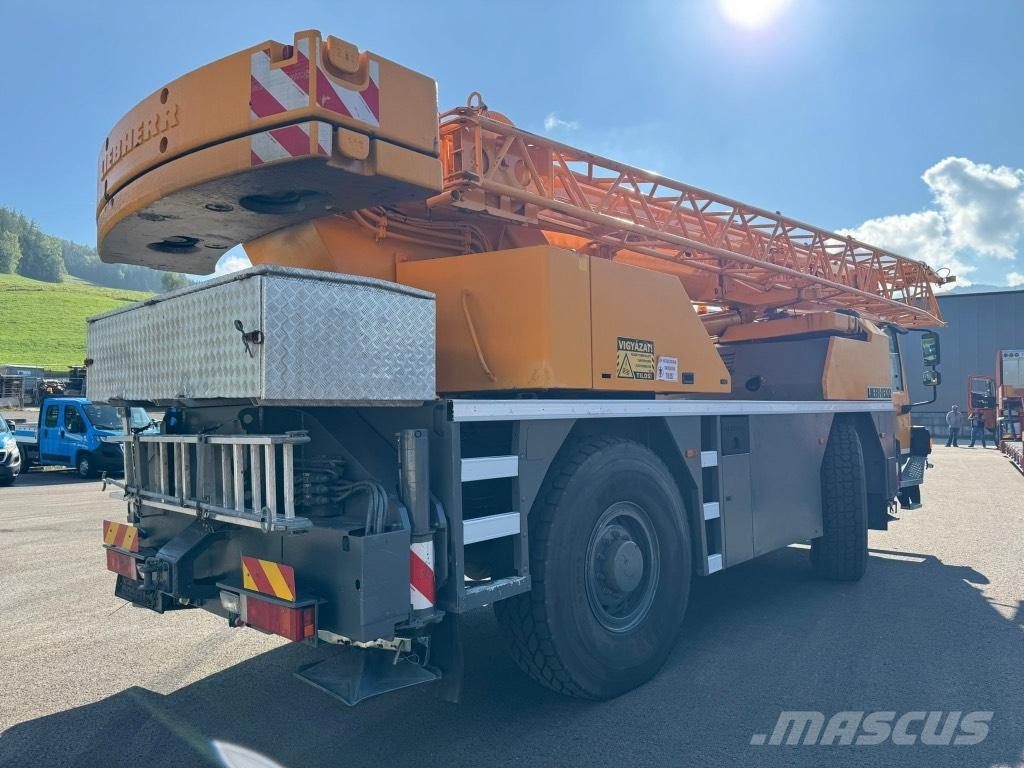 Liebherr LTM 1030-2 Mobiilinosturit