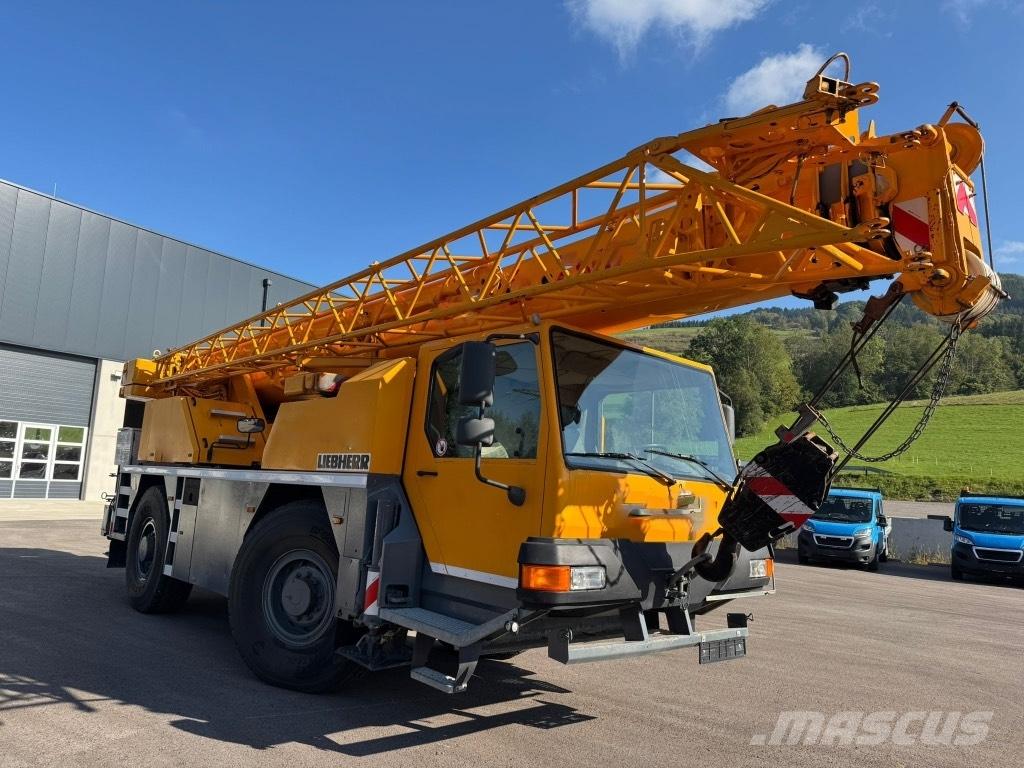 Liebherr LTM 1030-2 Mobiilinosturit
