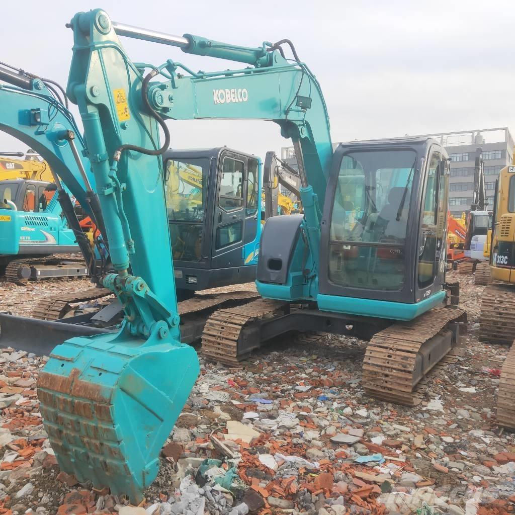 Kobelco SK 70 SR Midikaivukoneet 7t - 12t