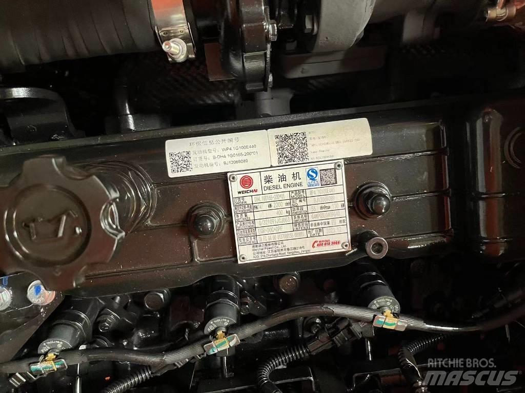 Lonking 6135 Midikaivukoneet 7t - 12t