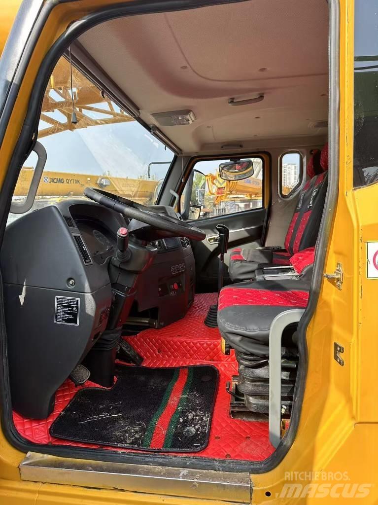 XCMG XCT25 Mobiilinosturit