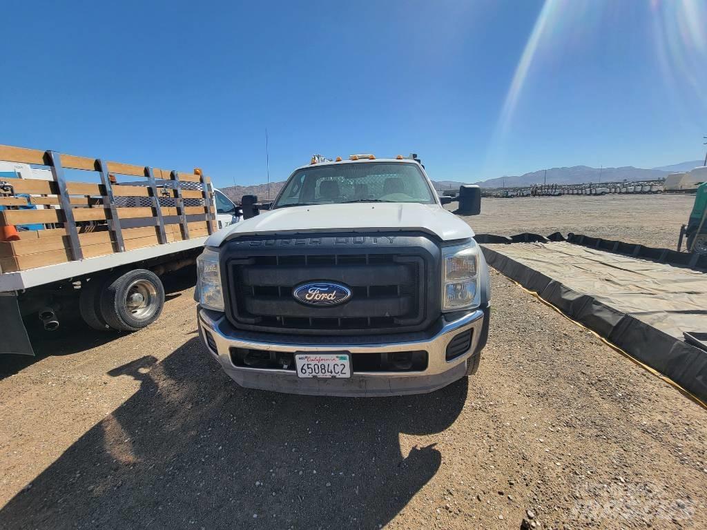 Ford F 550 XL Tienhoitoautot