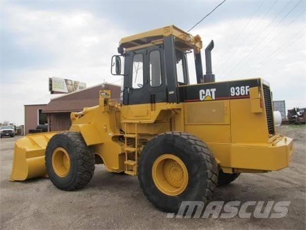 CAT 936 F Pyöräkuormaajat