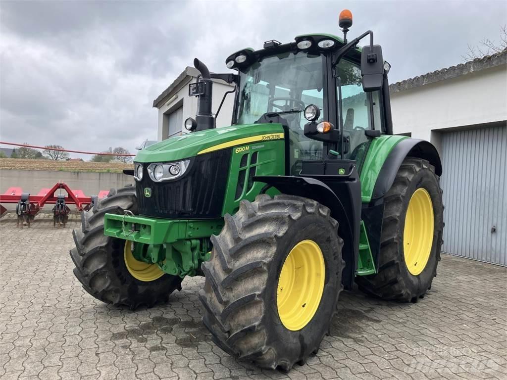 John Deere 6120M Traktorit