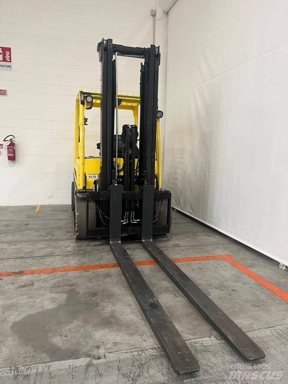 Hyster J5.5XN6 Sähkötrukit