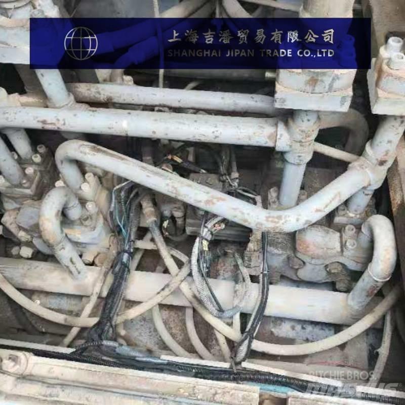 Kobelco 7080 Tela-alustaiset nosturit